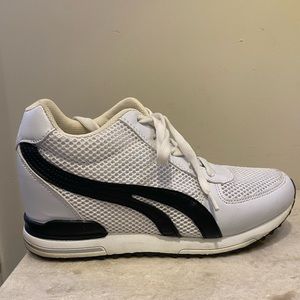 Aonegold platform wedge sneakers